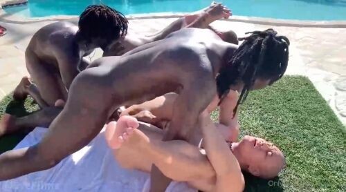 Aaron Chu, Devin Trez, Leon Reddz, James Anthony, Travis White & Elijah Zayne – Wet & Wild